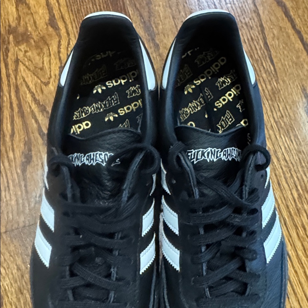 Adidas Men's Classic Samba Size 10